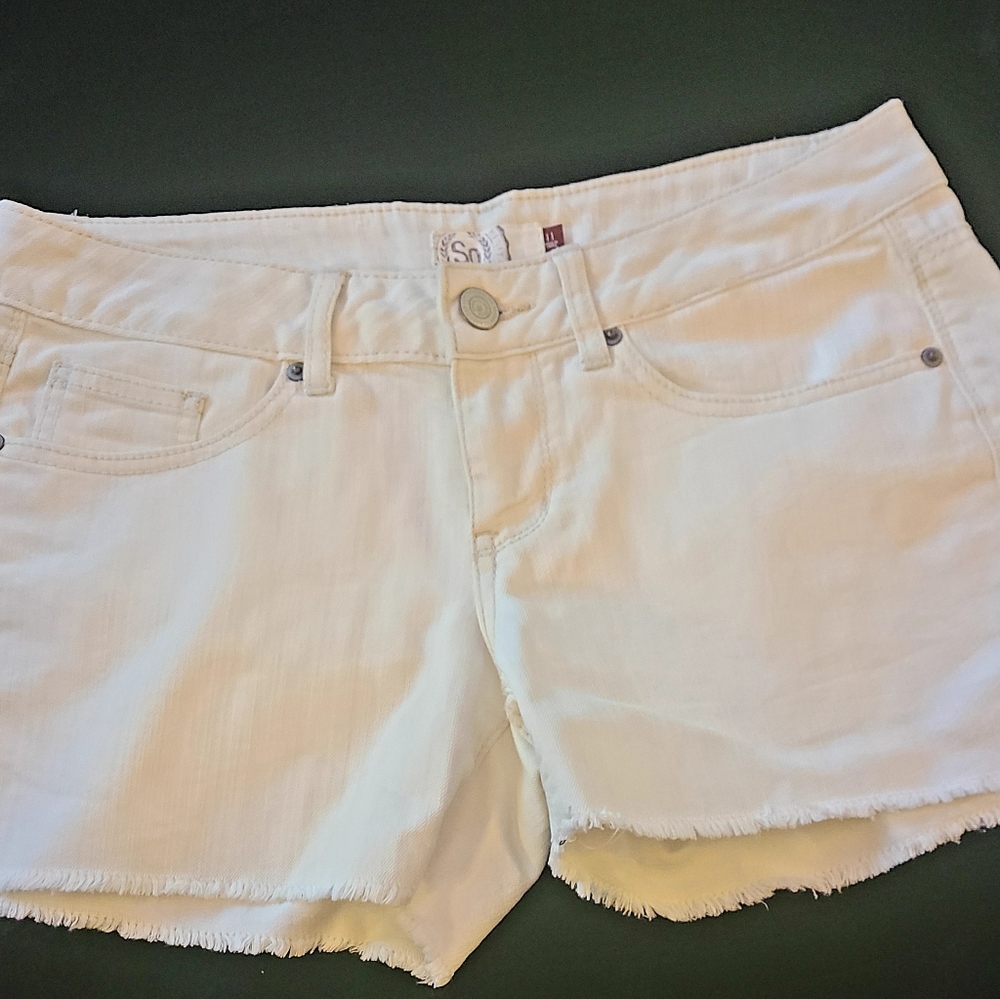 Sz 11 So Distressed Cutoff Jean Shorts